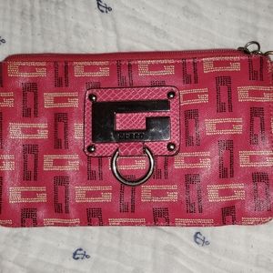 Guess wristlet in pink
